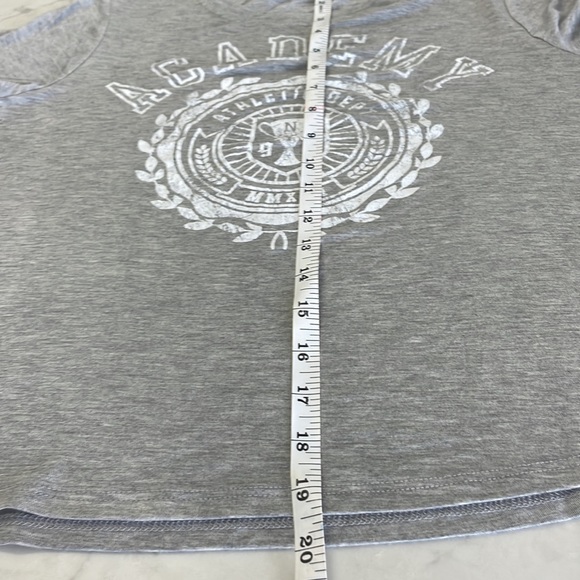 Society & Stitch Gray Academy Crop Top NWT. Size Large - Picture 6 of 6